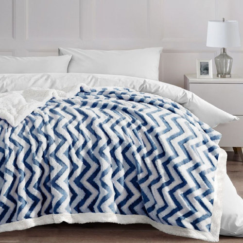 Latitude Run Aayanah Chunky Sherpa Backed Jacquard Chevron Throw